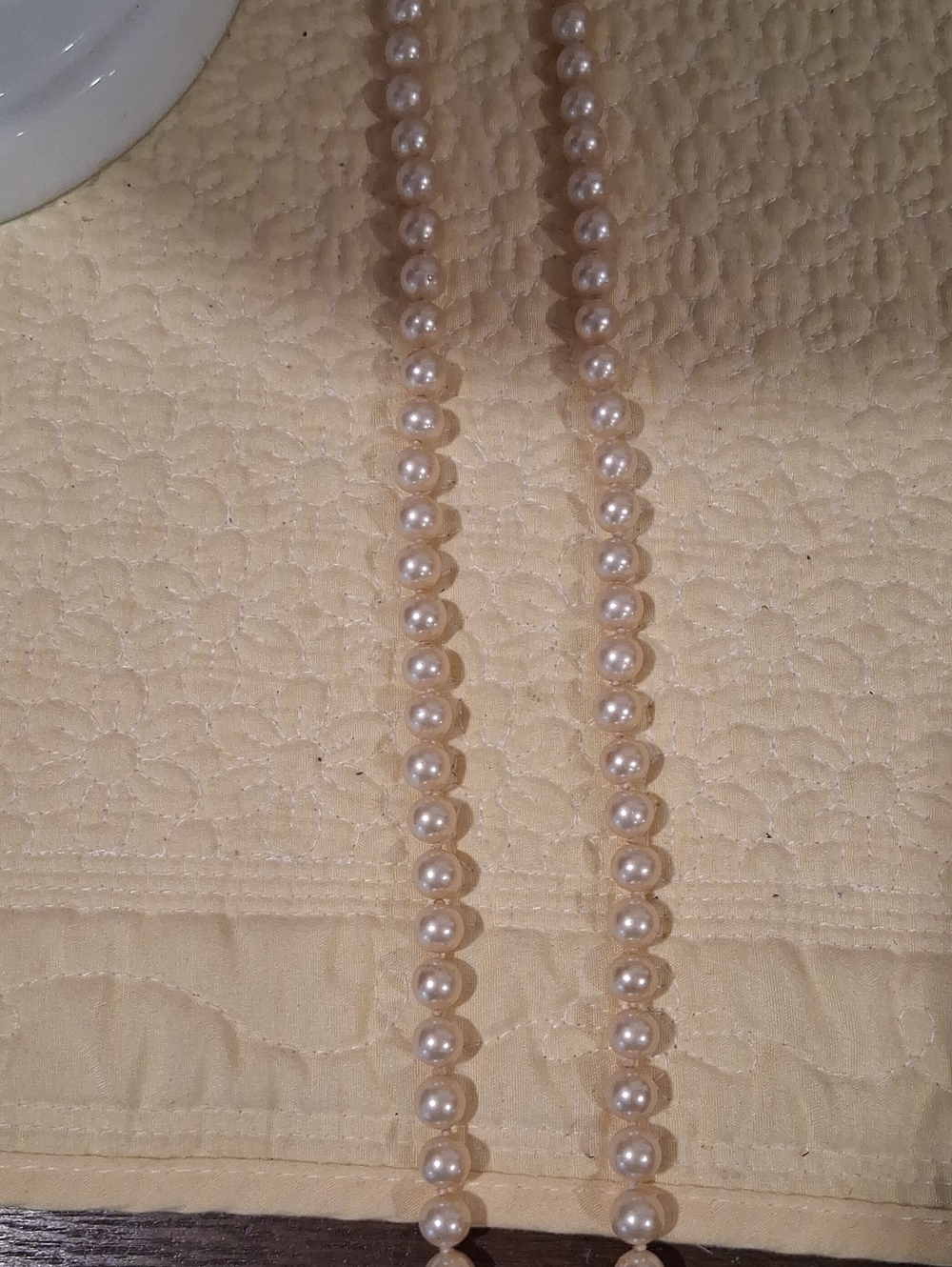 Classic Glass Pearl Strand Necklace - Cream Pearls